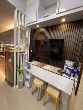 Grass Residences Charming Staycation